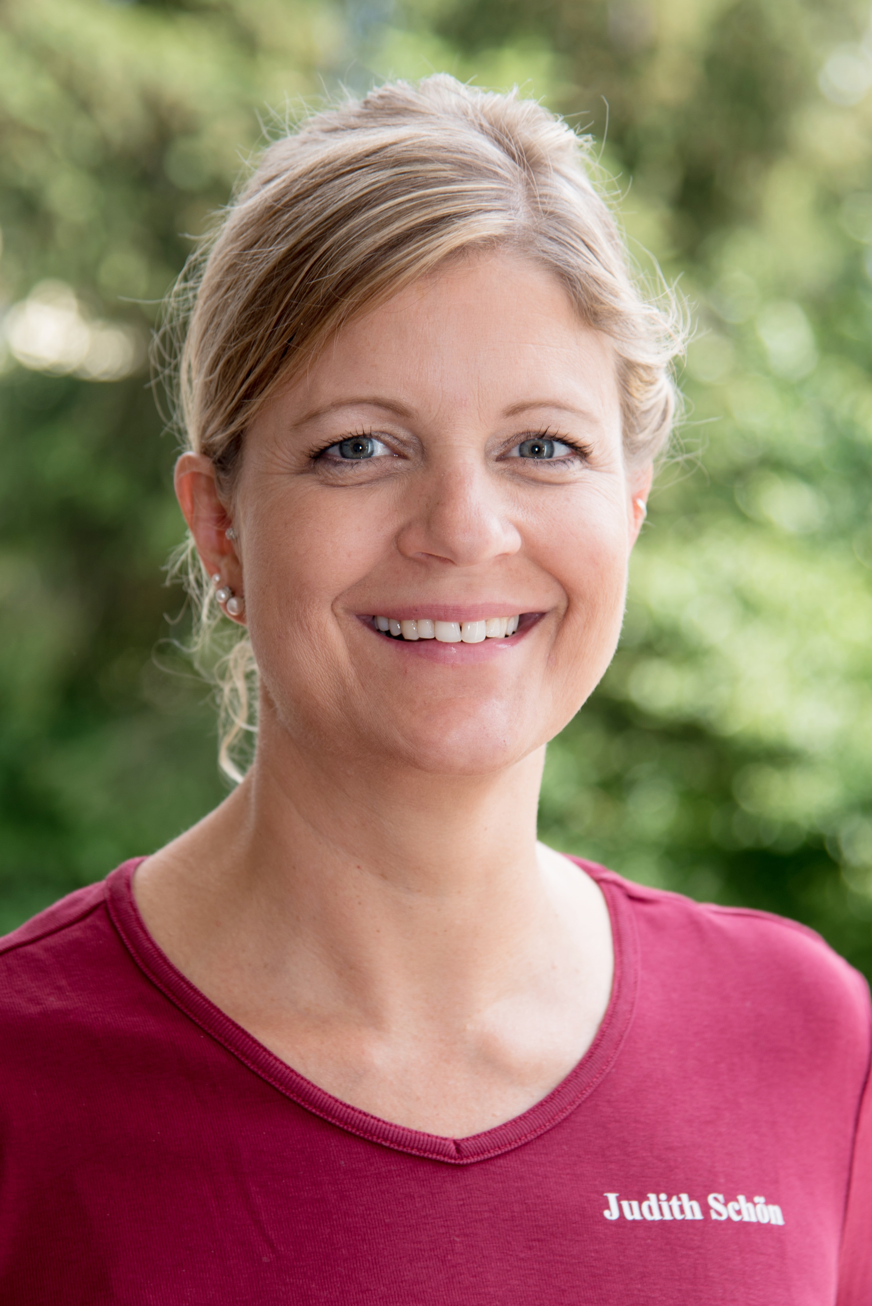 JUDITH SCHÖN